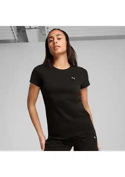 Puma Essentials Elevated Kadın Siyah Tişört: Şıklık ve Konfor Sunan Modern Parça