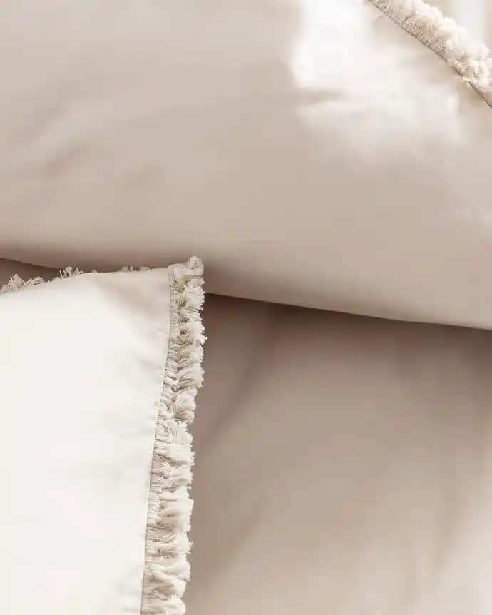 Püsküllü Nevresim Takımlarıyla Odalarınıza Şıklık ve Konfor Katın