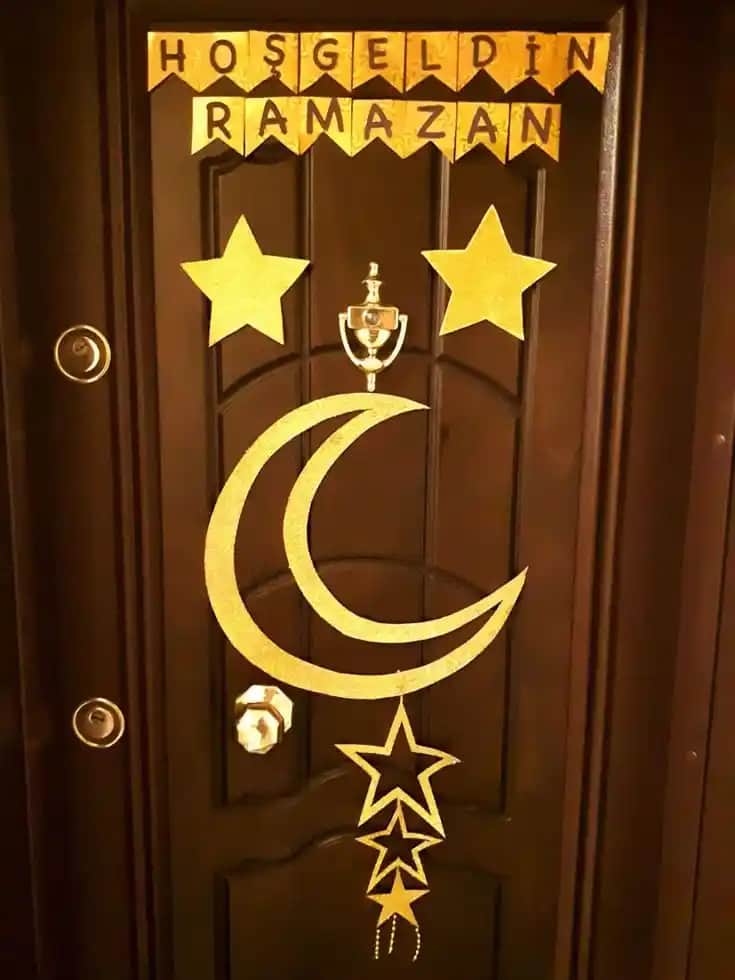 Ramazan Kapı Süsleri: Manevi Atmosar Yansıtan Dekorasyon Fikirleri ve Trendler