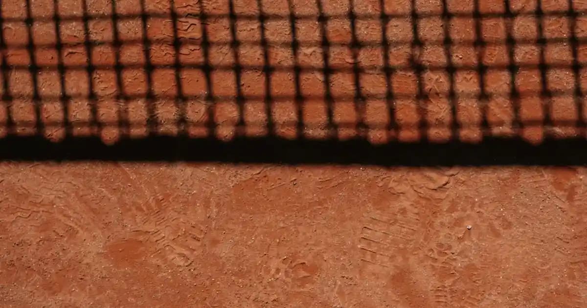 Renkli Bardaklar ve Dekorasyonda Canlılık Sağlayan Kullanım İpuçları