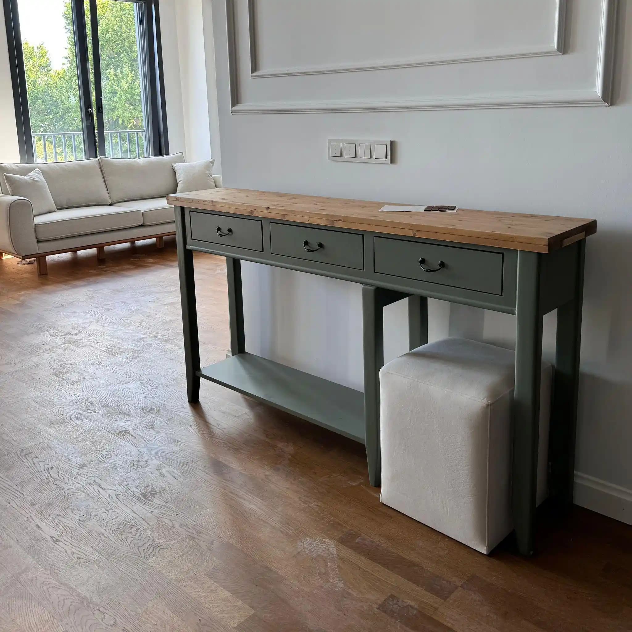 Retro Dresuar Nedir ve Neden Dekorasyonda Popüler Bir Seçenektir