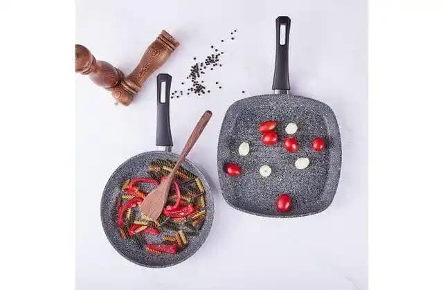 Sağlıklı yapışmaz tavalar ve mutfak dekorasyonunda sağladığı avantajlar