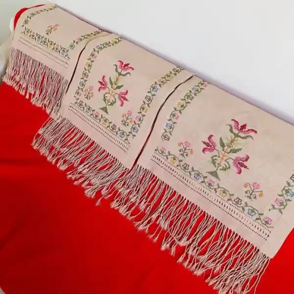 Salon Renk Modelleri ve Mobilya Uyumuyla Şık ve Konforlu Dekorasyon Rehberi