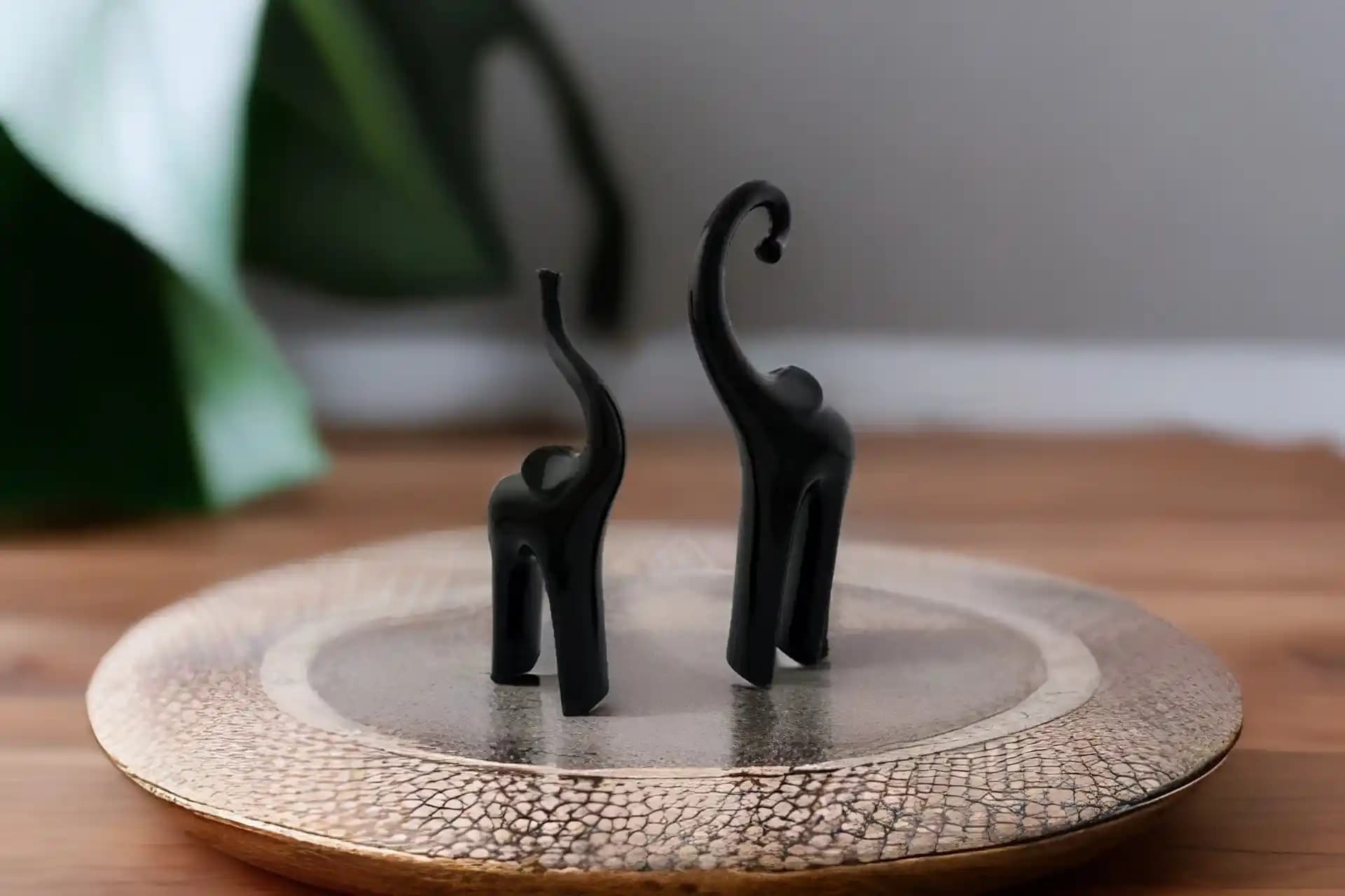 Seramik Fil Biblo ile Ev Dekorasyonunuza Zarif ve Sıcak Dokunuşlar Katın