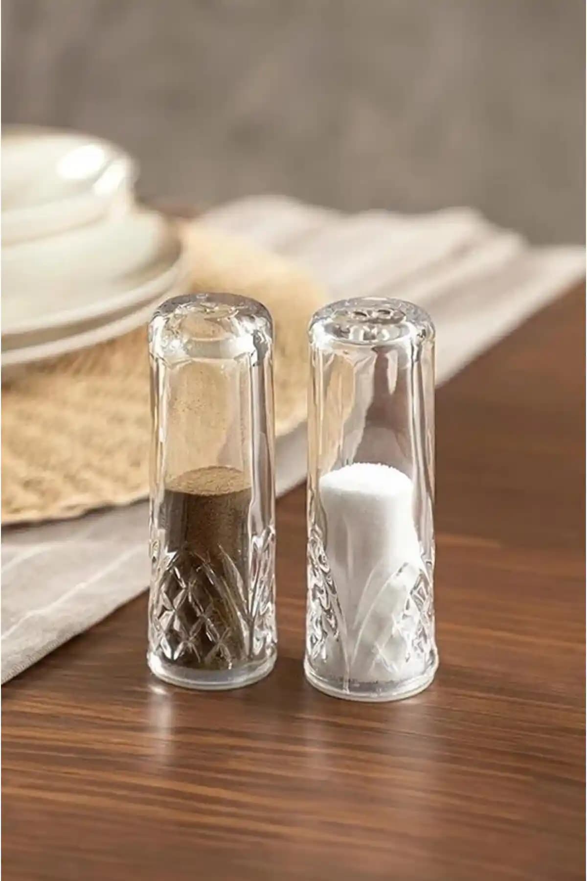 Şık ve Fonksiyonel Tuzluk Modelleri ile Sofralarınıza Değer Katın