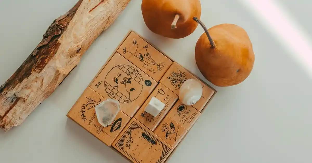 Siyah Bardak Altlıklarıyla Modern ve Şık Dekorasyon Çözümleri