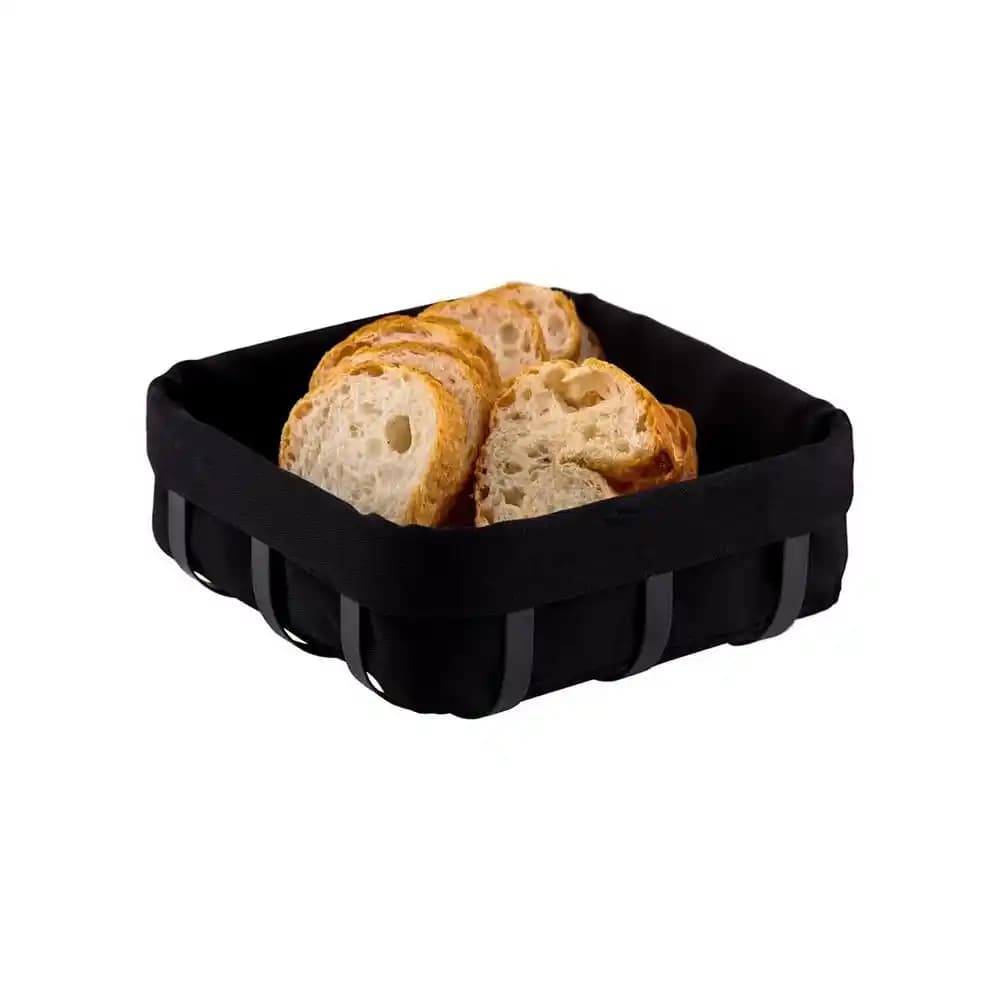 Siyah Ekmek Sepetleri ile Modern Dekorasyonda Şıklık ve Fonksiyonellik Sağlama