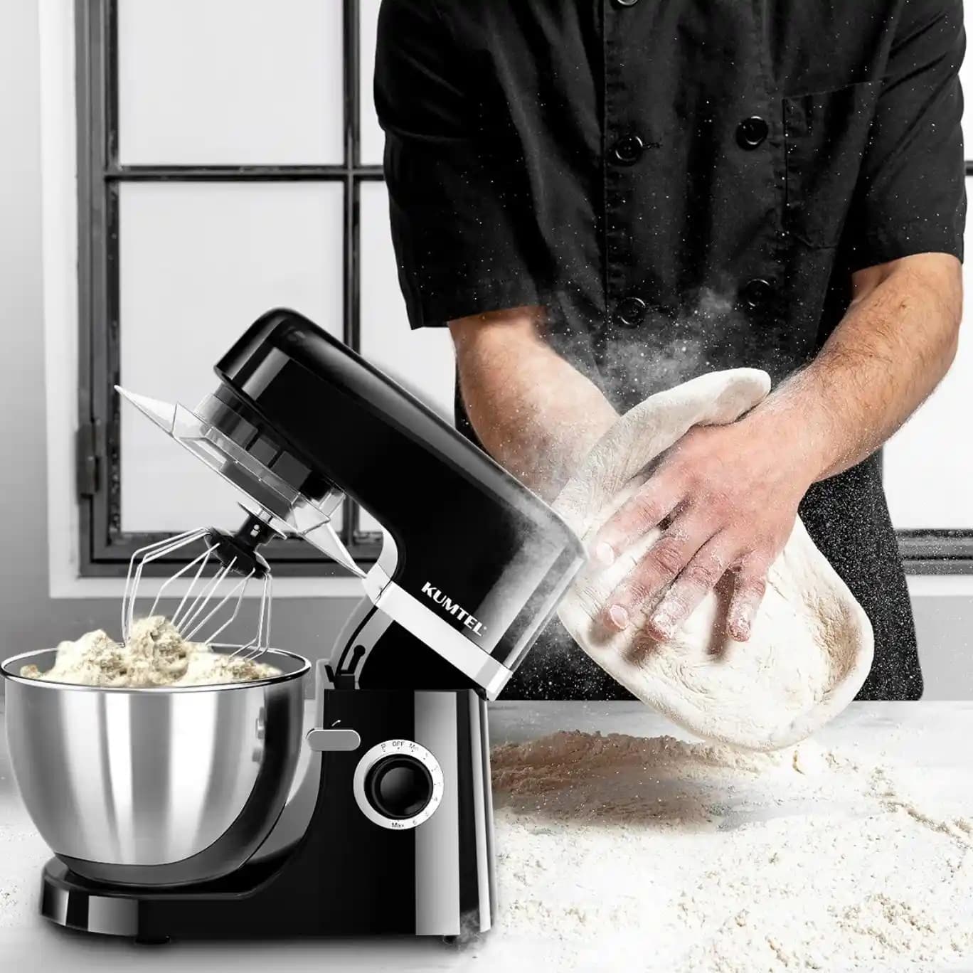 Siyah Hamur Yoğurma Makinesi ile Mobilya ve Dekorasyon Üretiminde Verimlilik Artışı