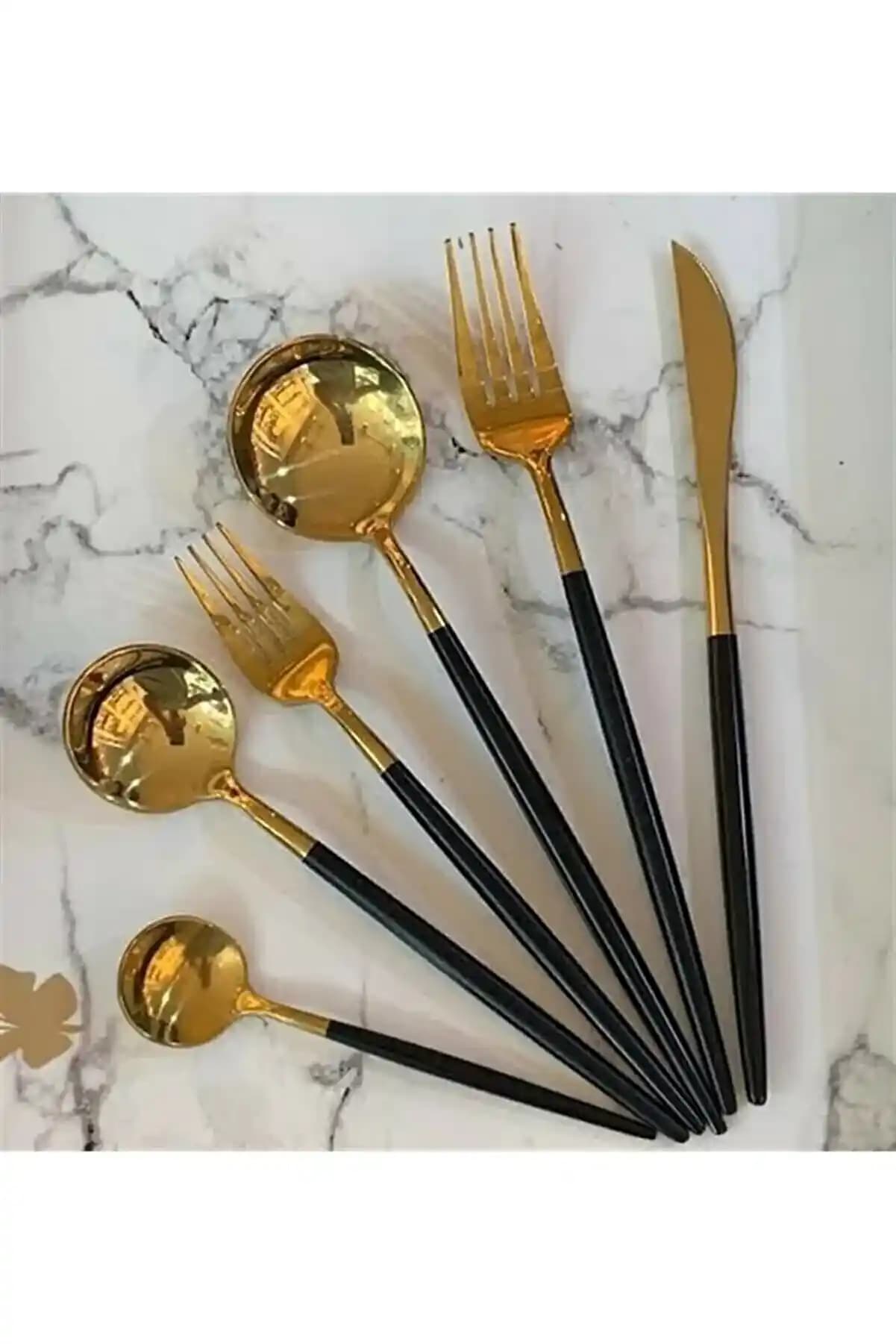 Siyah Saplı Çatal Bıçak Takımlarıyla Modern ve Şık Mutfak Dekorasyonu İpuçları