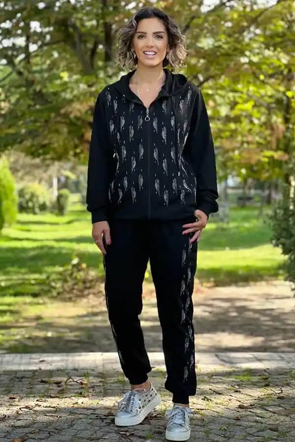 Siyah Su Takımı ile Modern ve Şık Dekorasyon Fikirleri ve Uygulama İpuçları