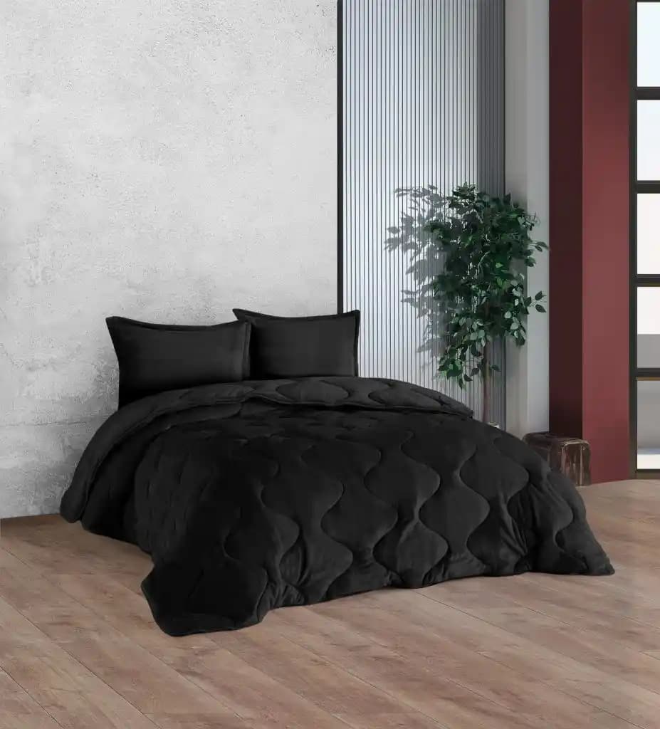 Siyah Yorgan ile Dekorasyonda Şıklık ve Fonksiyonellik Sağlayan Modern Seçenekler