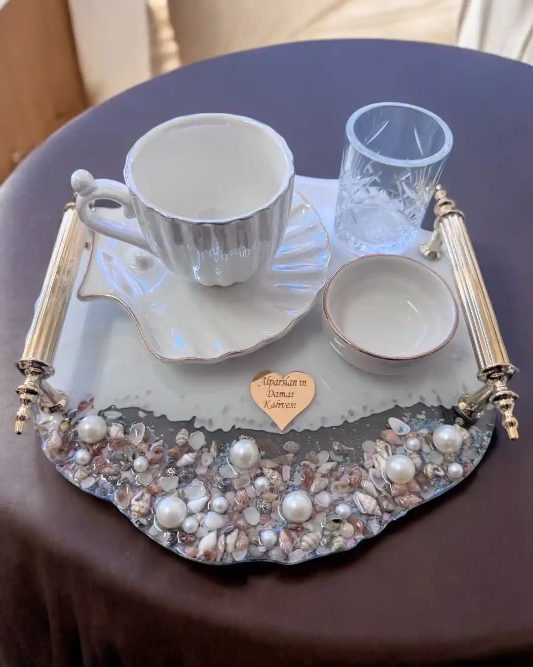 Söz Kahve Tepsisi ile Dekorasyonda Zarafet ve İşlevselliğin Buluşması