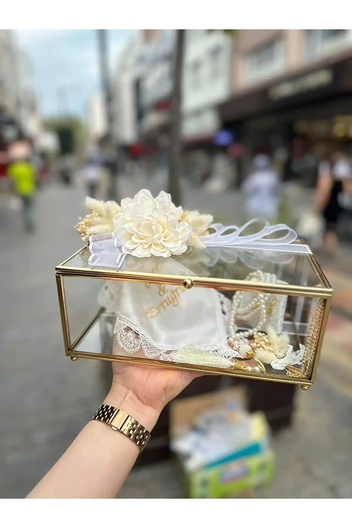 Söz Mendili Kutusu Fiyatları ve Dekorasyonda Zarafet İçin Seçim Rehberi