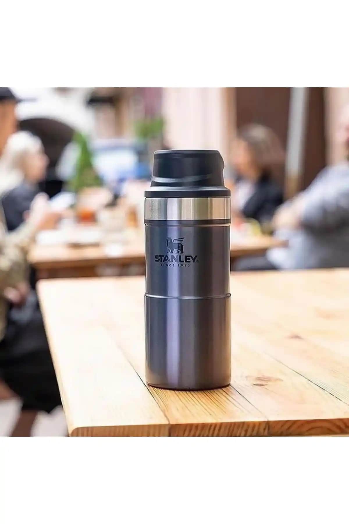 Stanley Termos ve Bardaklar ile Günlük Hayatta Pratik ve Şık Çözümler