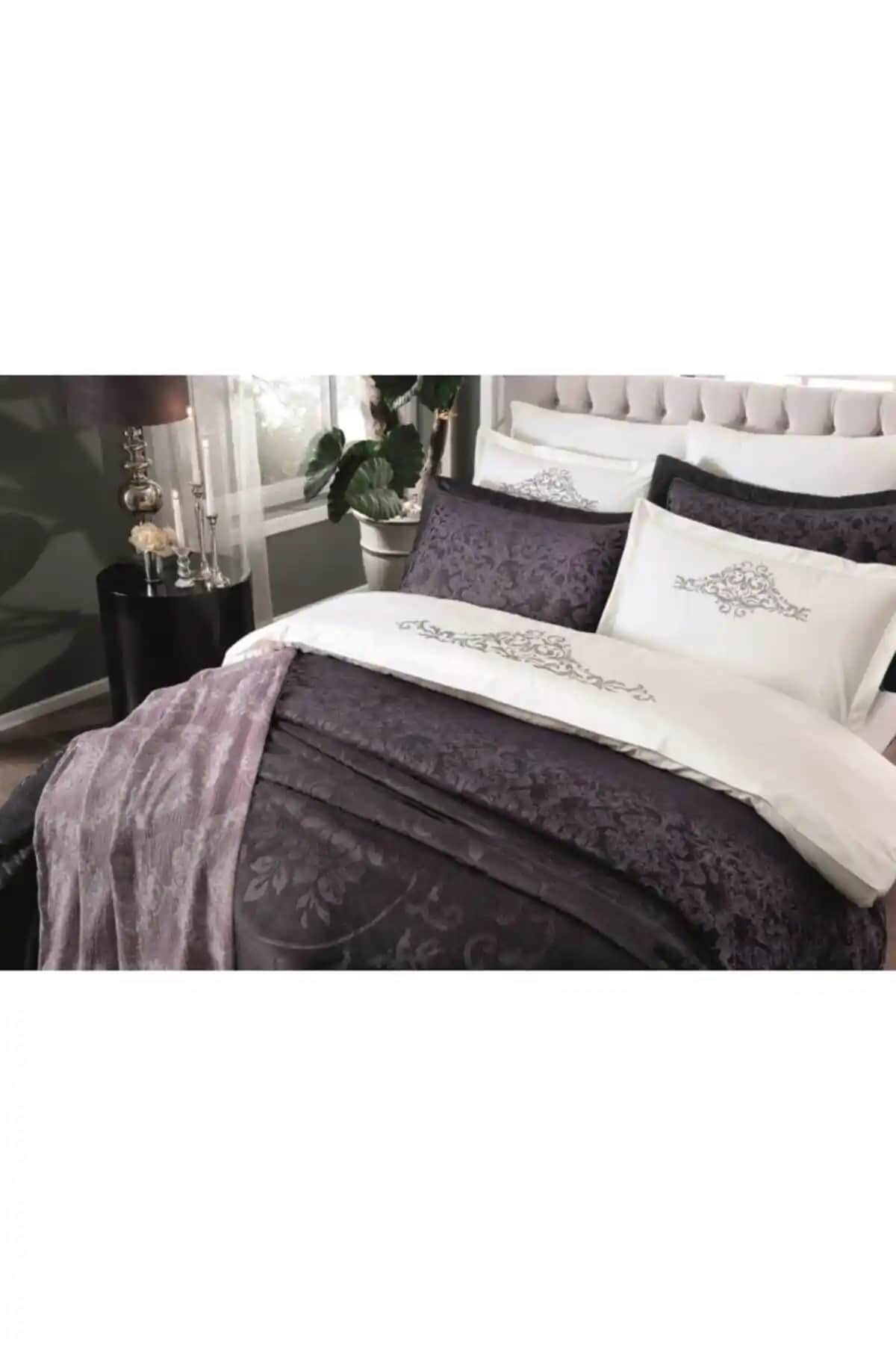 Taç Elena Çeyiz Seti ile Evlilik Hazırlıklarınızda Şıklık ve Fonksiyonellik Sağlayın