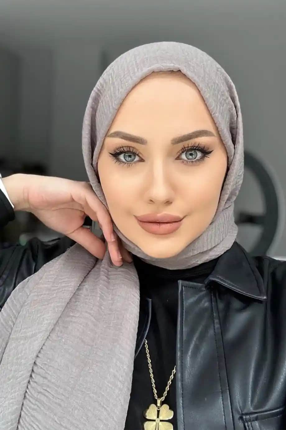 Taş Rengi Dekorasyonda Doğanın Gücünü Yansıtan Modern ve Zamansız Seçenekler