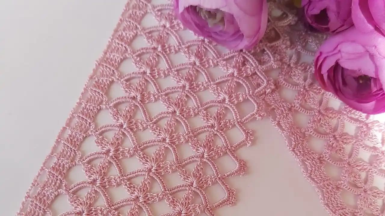 Tek Renk Havlu Kenarı Modelleriyle Dekorasyonunuza Şıklık Katın ve Modern Bir Atmosfer Yaratın