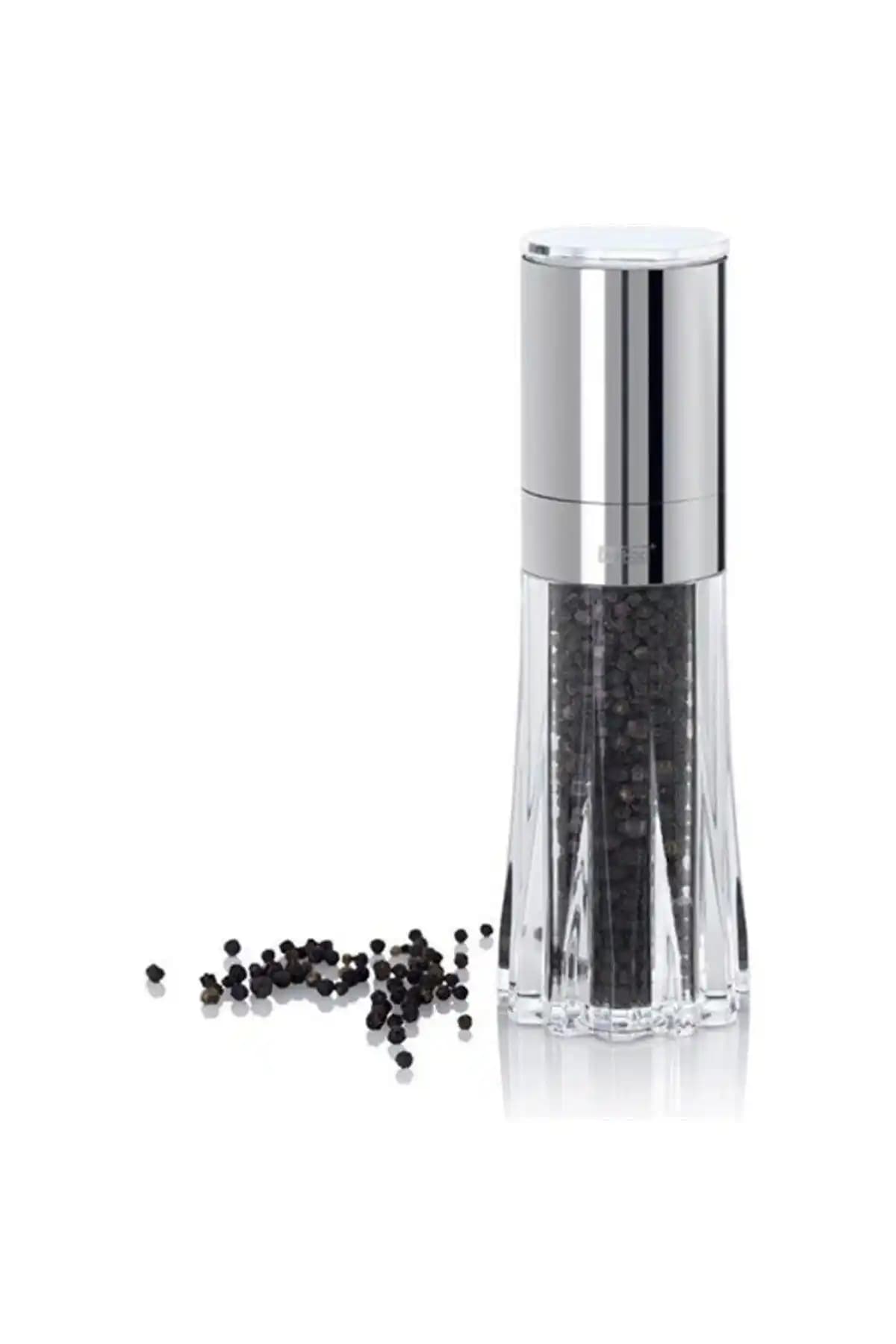 Tuz Biber Değirmenleri: Estetik ve İşlevselliği Bir Arada Sunan Mutfak Aksesuarları