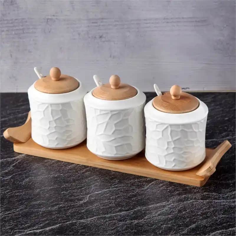 Üçlü Porselen Baharat Takımı: Şık ve Fonksiyonel Mutfak Dekorasyonu İçin Rehber