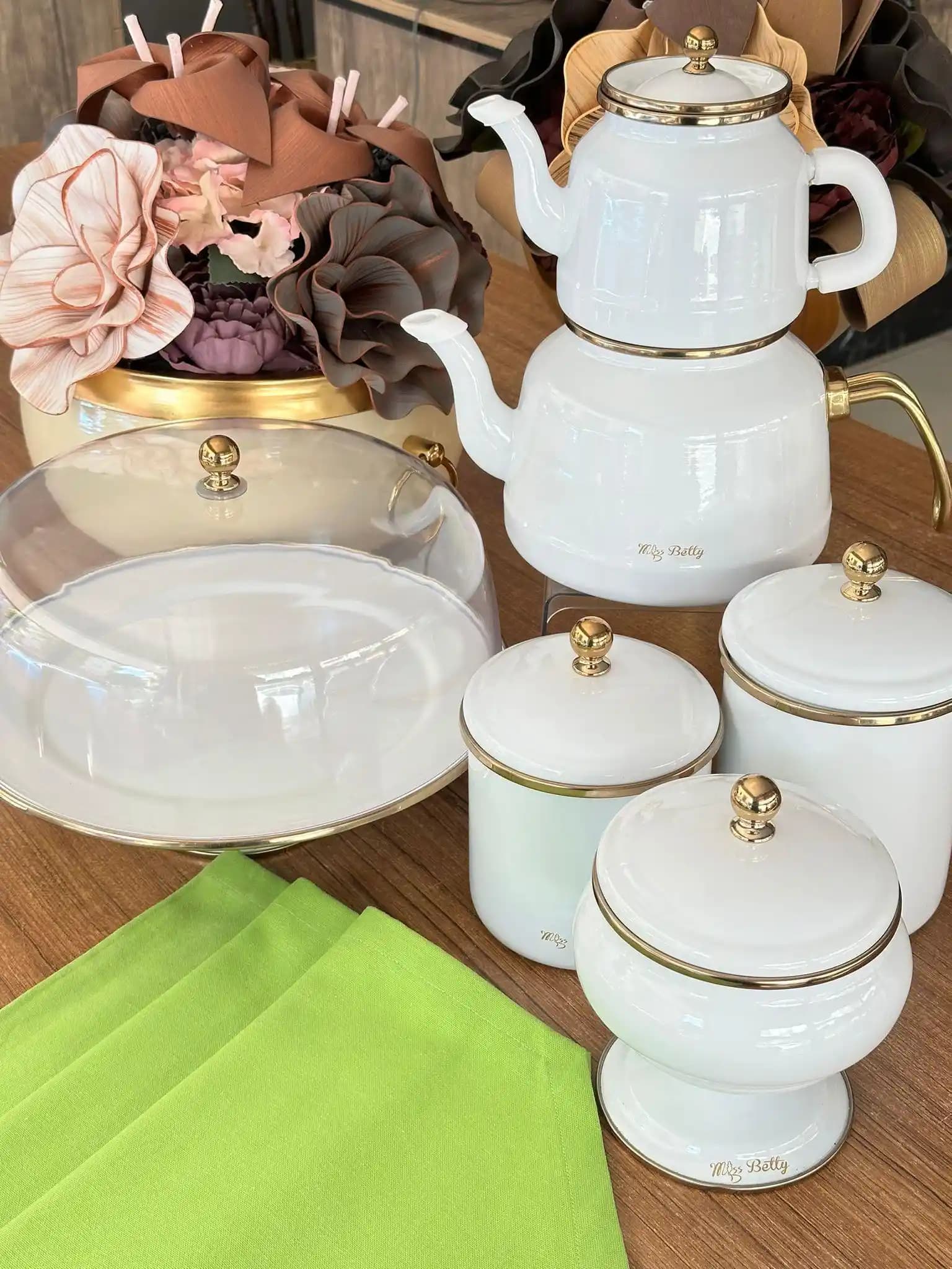 Vintage Mutfak Ürünleri ile Evinize Zamansız Şıklık Katmanın Yolları