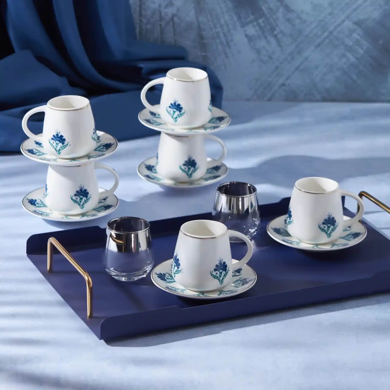 Weisenberg Fincan Takımı: Şık ve Fonksiyonel Dekoratif Mutfak Aksesuarları