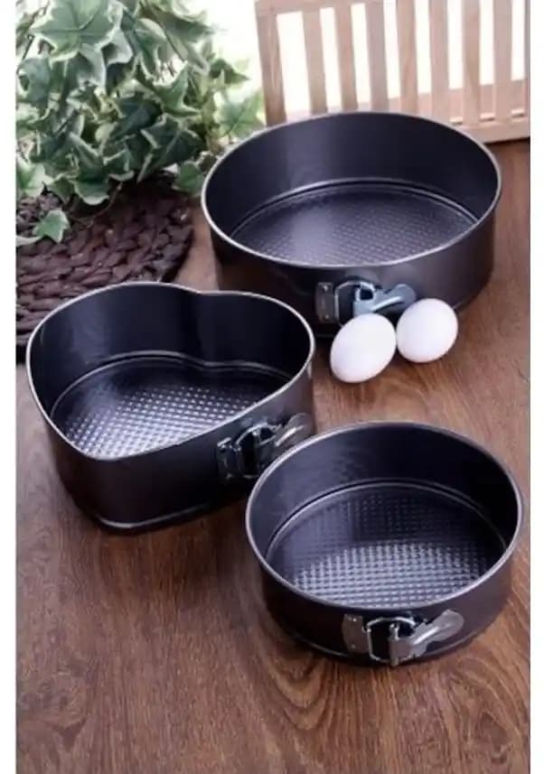 Yapışmaz Kek Kalıbı Seçenekleri ve Mutfak Dekorasyonunda Kullanım İpuçları