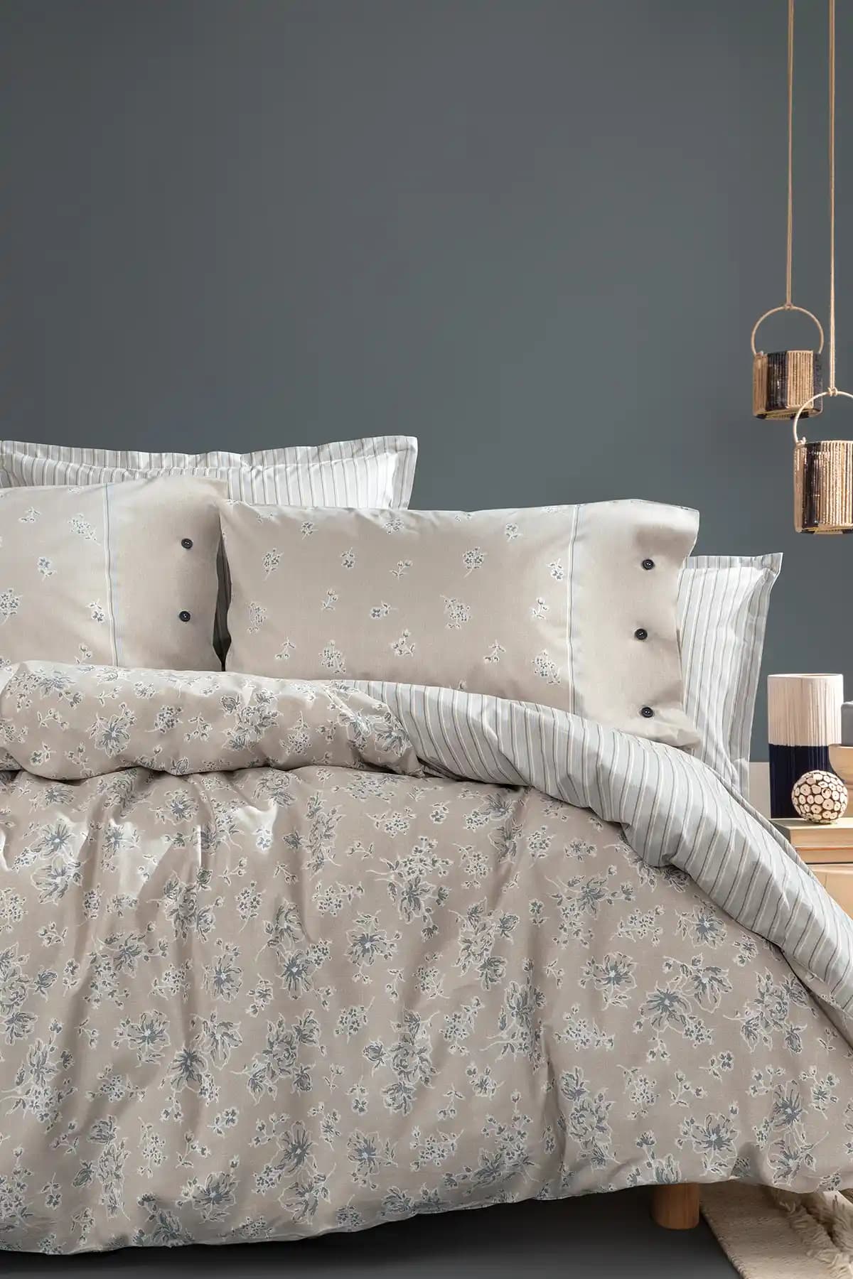 Yatak Odası Dekorasyonunu Tamamlayan Tek Kişilik Nevresim Takımları