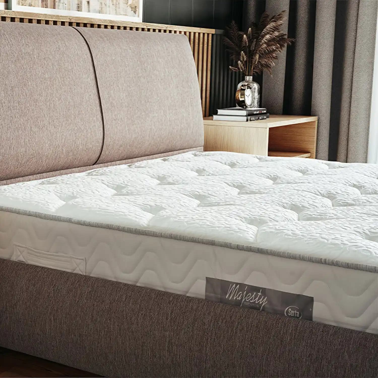 Yatsan Serta Majesty: Modern Tasarım ve Konfor Sunan Lüks Yatak Seçeneği