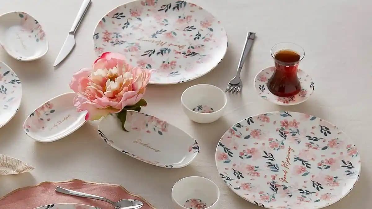 Yeni ev taşıma hediyesi önerileri: dekorasyon ve mobilya alanında en iyi seçimler