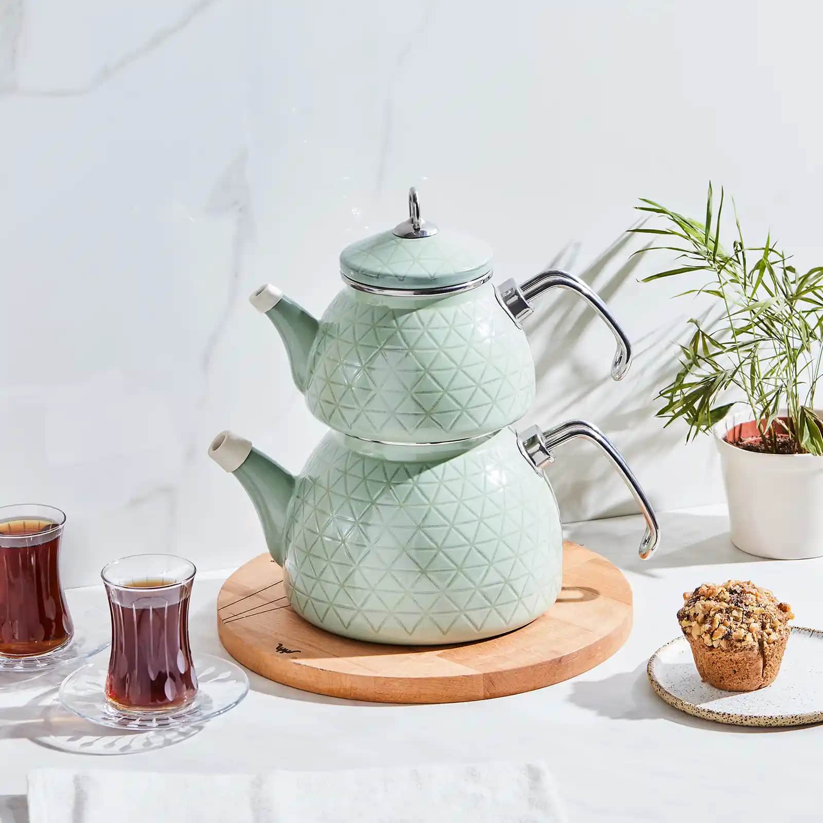 Yeşil Çaydanlıklar: Dekorasyonda Estetik ve Fonksiyonellik Sunan Şık Detaylar