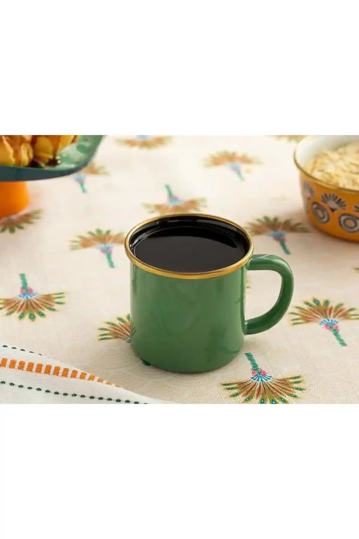 Yeşil Kupa Bardaklar: Doğal ve Şık Dekorasyon İçin Fonksiyonel Seçenekler