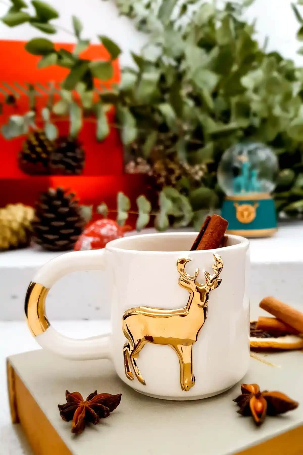 Yılbaşı Fincanlarıyla Dekorasyon ve Yaratıcı Kullanım İpuçları