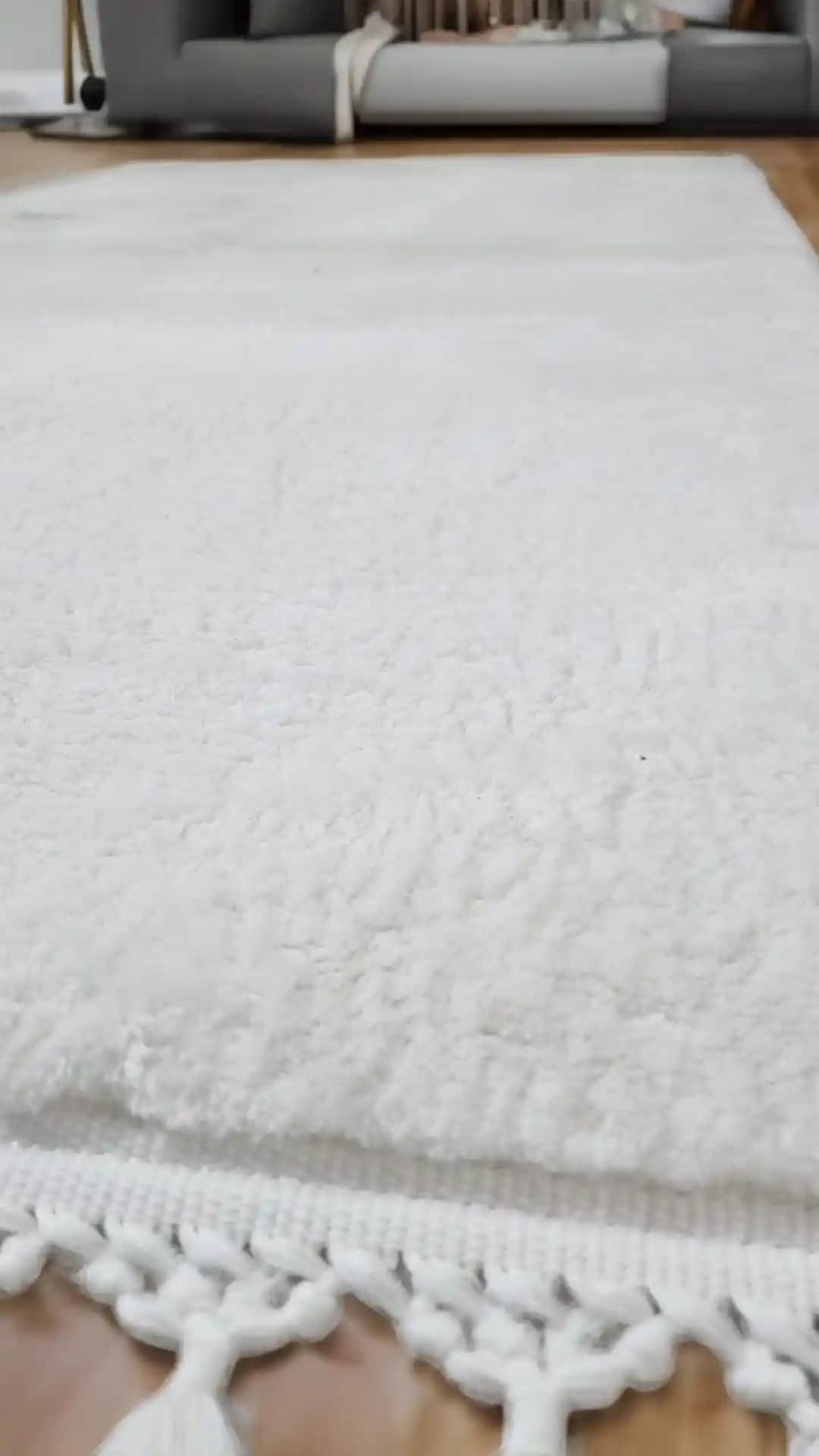 Yumuşak Halılar ile Ev Dekorasyonunda Konfor ve Estetiğin Uyumunu Yakalayın