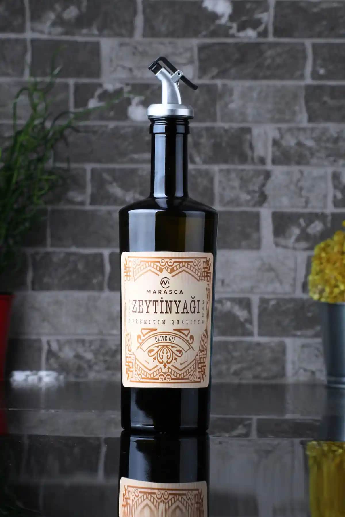 Zeytinyağı Şişeleri ile Dekorasyon ve Mobilya Tasarımında Estetik Yaklaşımlar