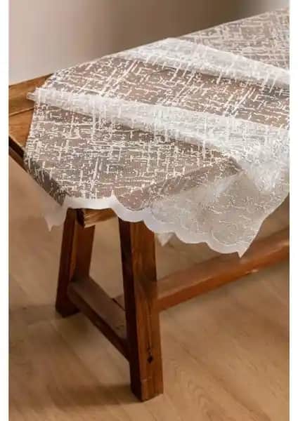 Alena Home Taç ve Esse Home Düz Tül Perde Karşılaştırması: Özellikler ve Kullanıcı Yorumları