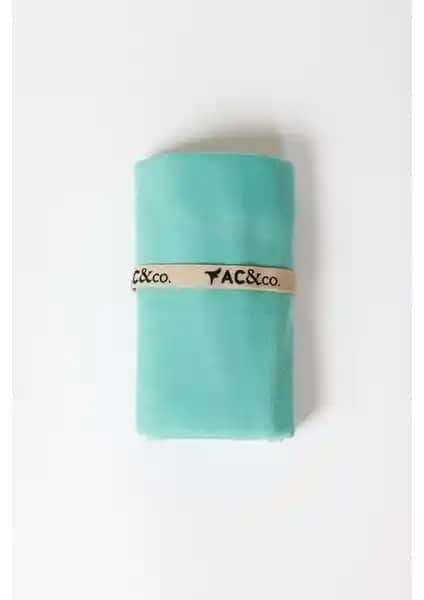 Altınyılz Classics ve Maison Aura Plaj Havlusu Karşılaştırması ve Özellikleri