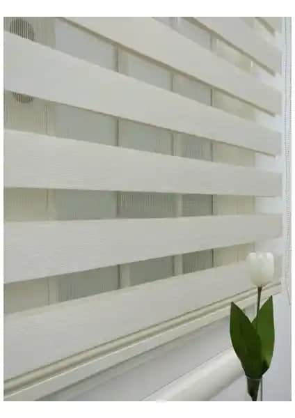 Asy Home Ekru Bambu Zebra Perde ile Blind-X Gri Bambu Zebra Perde Karşılaştırması