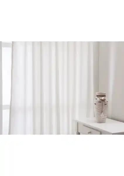 Azze Concept ve Lila Saten Güneşlik Perdelerinin Detaylı Karşılaştırması