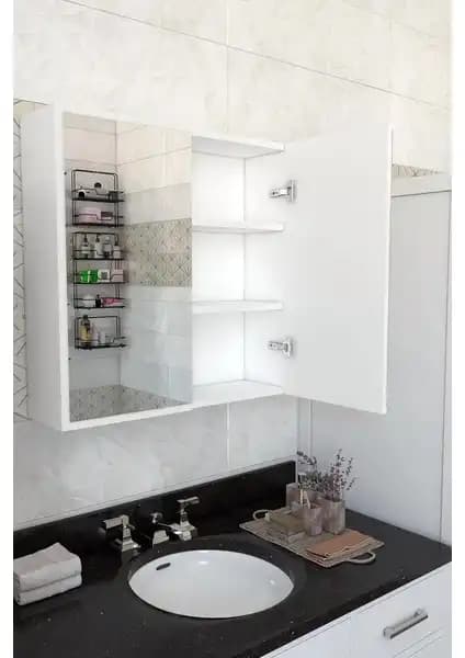 Azzuri Furniture ve By Golden Banyo Dolapları Karşılaştırması: Özellikler ve Kullanıcı Yorumları 1