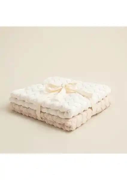 Banyo Dekorasyonunda Kullanılan Chakra Zıgzag ve Madame Coco Najac Paspaslarının Karşılaştırması