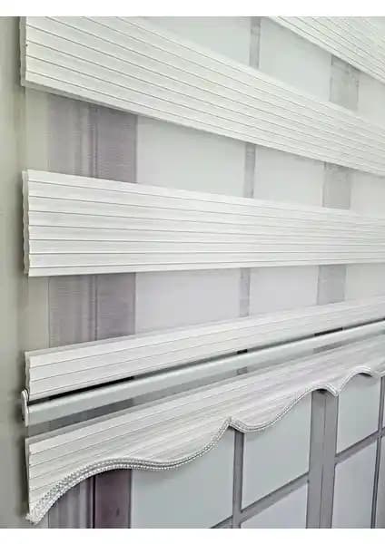 BBB Pliseli Zebra Stor Perde ve Givayo Geniş Pliseli Zebra Stor Perde Karşılaştırması