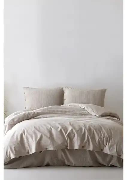 Berolige Shirt ve Karaca Home Costa Nevresim Takımları Karşılaştırması 1
