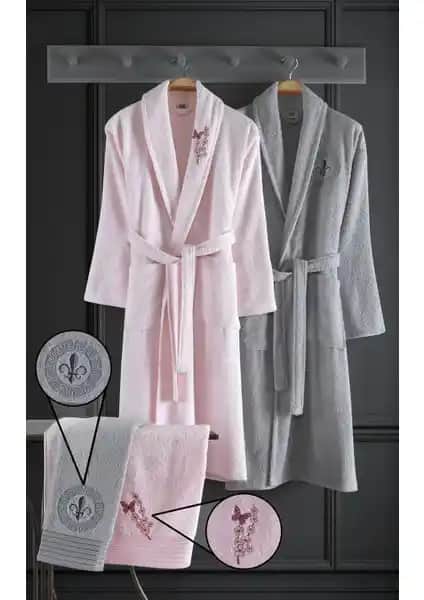 Binnur Home Alya Pembe & Gri Bornoz Seti ile Güvenal Rüya 10 Parça Aile Bornoz Seti Karşılaştırması