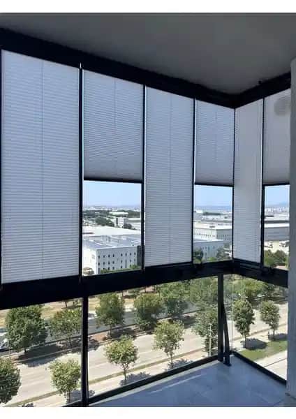 Blind-X Buz Grisi ve Serin Home Collection Beyaz Plise Perdeler Karşılaştırması