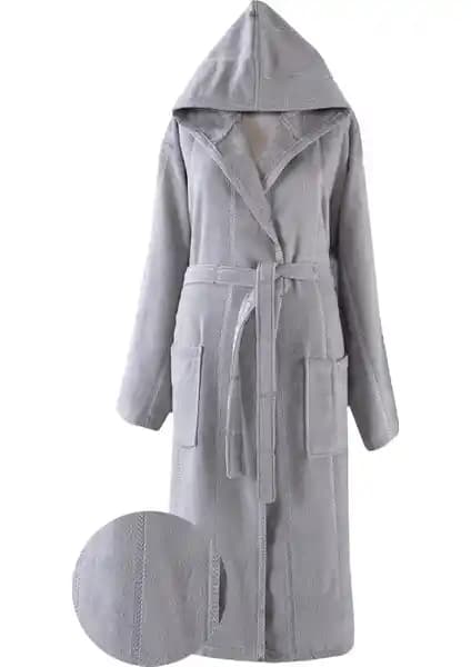 Bornoz Seçiminde Karşılaştırma: Ephemeris Pamuk Kapüşonlu ve Şalyaka Takımı