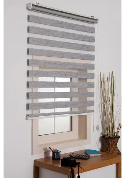 Brillant Bambu Zebra Gri ve NetworkAvm Beyaz Pliseli Zebra Stor Perde Karşılaştırması