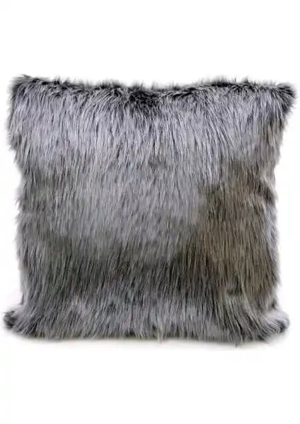 Cango Home ve Sk Home Peluş Kırlent Kılıfı Karşılaştırması Ev Dekorasyonuna Şıklık Katıyor