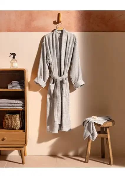 Chakra Chic Kadın Bornoz ve Madame Coco Carla Kimono Set Karşılaştırması 2