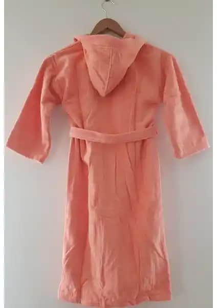 Çocuklar İçin Kadife ve Pamuk Bornozlarının Karşılaştırması ve Seçim Rehberi