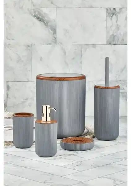 Cooker ve Perotti Banyo Setleri Karşılaştırması: Tasarım ve Malzeme Özellikleri